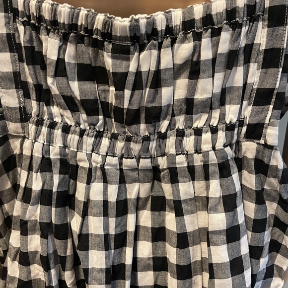 Old Navy peplum tank in black and white checker size XL - Picture 3 of 4